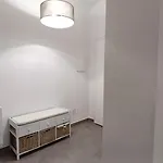 Appartement Turati 2 *