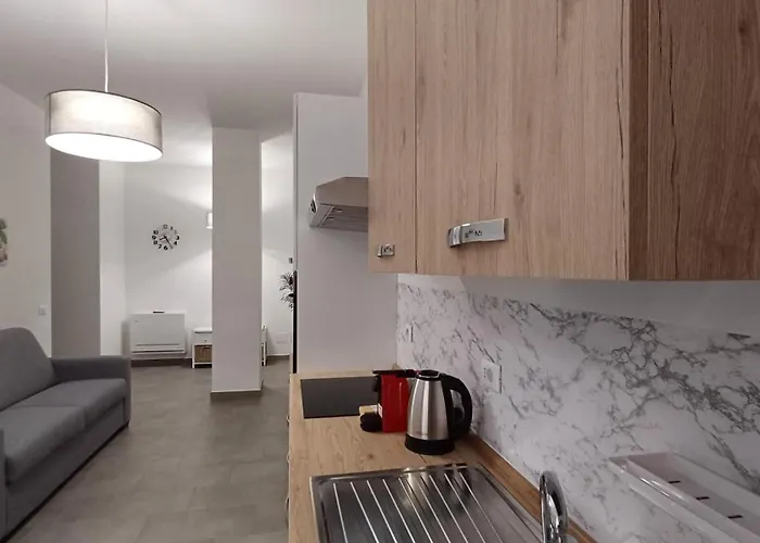 Appartement Turati 2 *